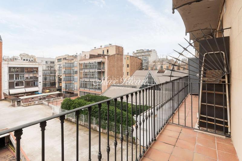 Foto 240c9839-9f0e-4ed8-9499-020f526dcf54. Location bureau avec chauffage dans Dreta de l´Eixample Barcelona