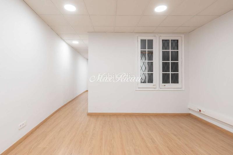 Foto f3d56024-85fd-46fc-be0e-4899a02cdae3. Miete büro mit heizung in Dreta de l´Eixample Barcelona