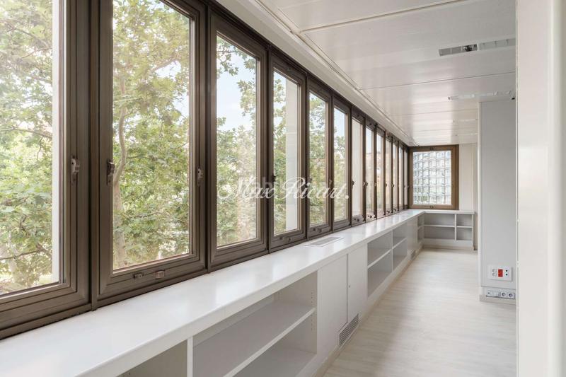 Foto dcb3d51a-fde2-4644-929c-d70e7d301ffa. Affitto ufficio con riscaldamento parcheggio in Barri de les Corts Barcelona