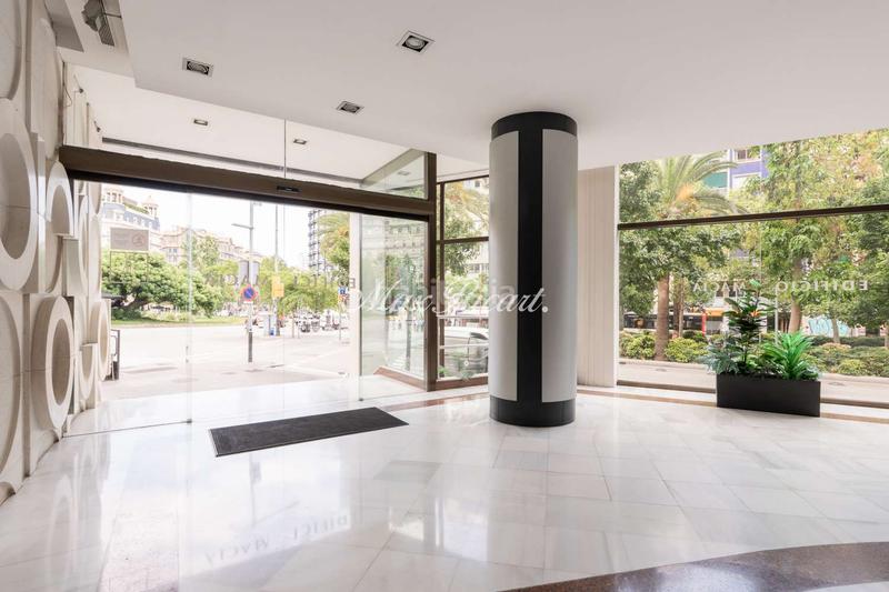 Foto dc75cd14-6072-4b20-b670-5881ab989e83. Rent office space with heating parking in Barri de les Corts Barcelona