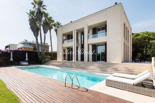 Lloguer Casa a Gava Mar. Lujosa casa en primera línea de mar en gavá mar