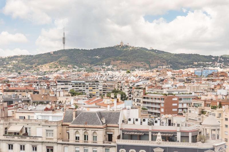 Foto 048bfd4d-741e-4cbd-b99e-8cb4e9ceb462. Rent office space with heating parking in Barri de les Corts Barcelona