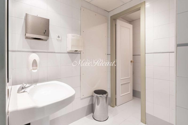 Foto adc9a18d-97d2-47f0-a665-29d529113a4e. Rent office space with heating parking in Barri de les Corts Barcelona