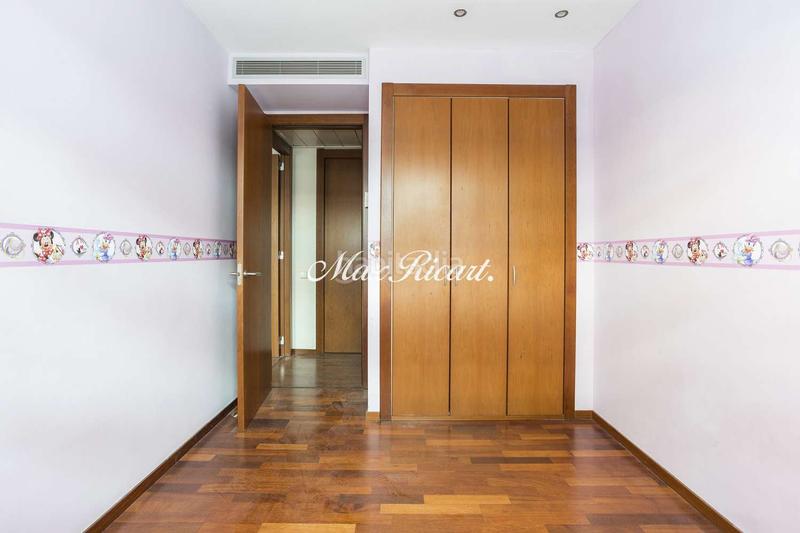 Foto 12e347d3-6a8b-4d09-9b2b-ddc202700a43. Piso exclusiva propiedad con terraza en can ràbia en Barcelona