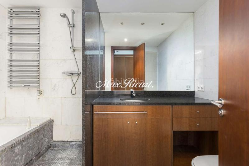 Foto 7ad5e6fb-4aaa-432f-aa03-4d1ef15f2e7d. Piso exclusiva propiedad con terraza en can ràbia en Barcelona