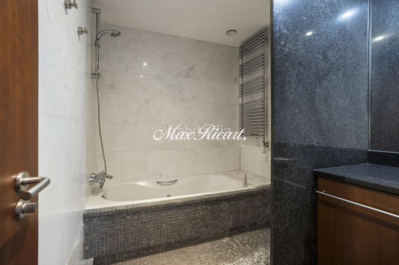 Foto 8e90cdba-7a5d-4c43-98ea-fae5ad7b3271. Piso exclusiva propiedad con terraza en can ràbia en Barcelona