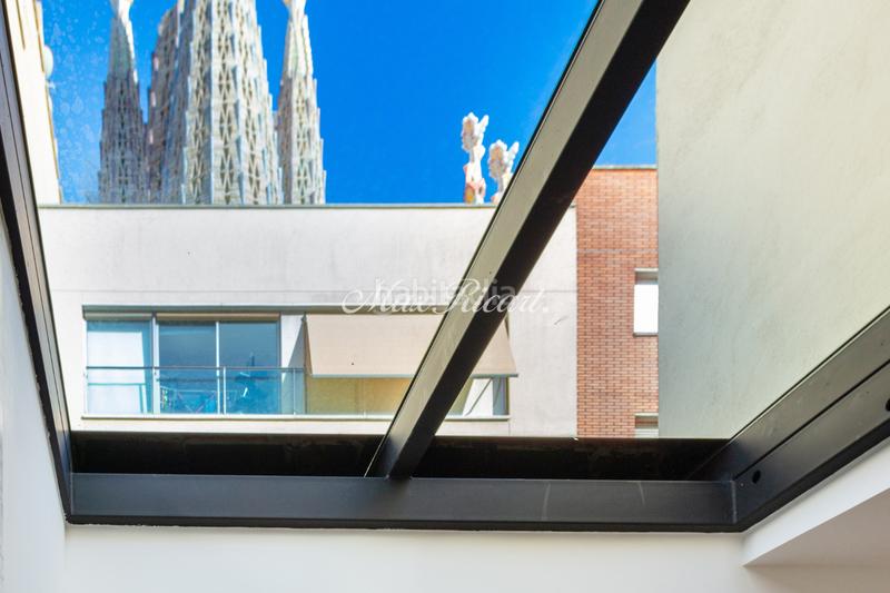 Foto b0868ec7-76cc-4c39-98e3-e8b8cec72253. Location bureau avec chauffage dans Sagrada Família Barcelona