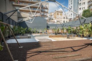 Alquiler Oficina en Sagrada Família. Oficina con terraza en sagrada familia
