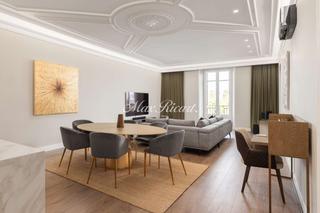 Piso  N/a. Espectacular piso con vistas al puerto en paseo colón