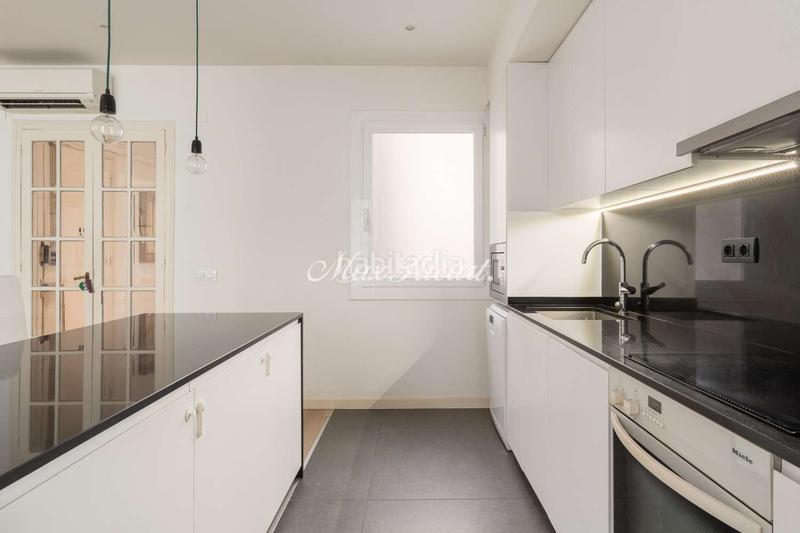 Foto 78c341b5-82d4-474f-9164-72f18da6552a. Location appartement avec chauffage parking dans La Nova Esquerra de l´Eixample Barcelona