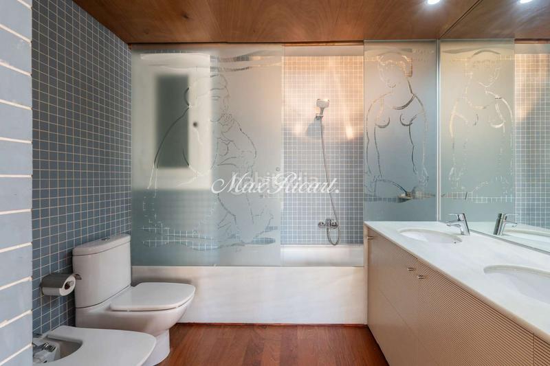 Foto f113fe6d-1796-4b0f-ac5b-3e78e221b047. Location appartement avec chauffage parking dans La Nova Esquerra de l´Eixample Barcelona