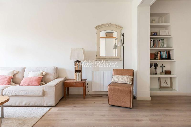 Foto 1389acc7-0eee-4804-a1c0-224be1cbc0de. Rent flat with heating parking in La Nova Esquerra de l´Eixample Barcelona
