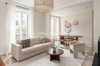 Location Appartement  N/a. Luminoso piso amueblado en finca regia