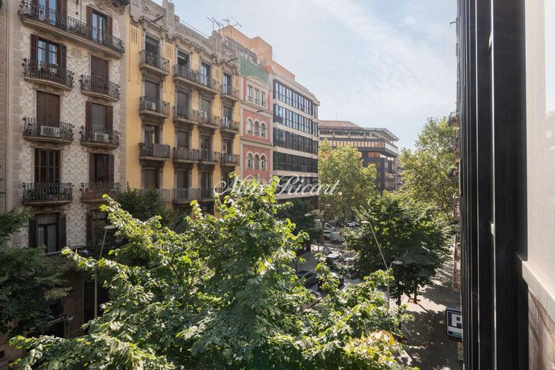 Foto 40d92e57-8fee-49dc-a17c-cd29b6f2f7a0. Miete büro mit heizung parking in L´Antiga Esquerra de l´Eixample Barcelona