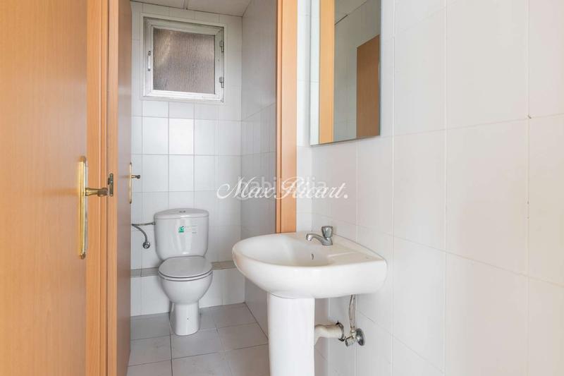 Foto 84147cd7-d8fb-4b8e-8b9a-0cae6878ca49. Affitto ufficio con riscaldamento parcheggio in La Nova Esquerra de l´Eixample Barcelona