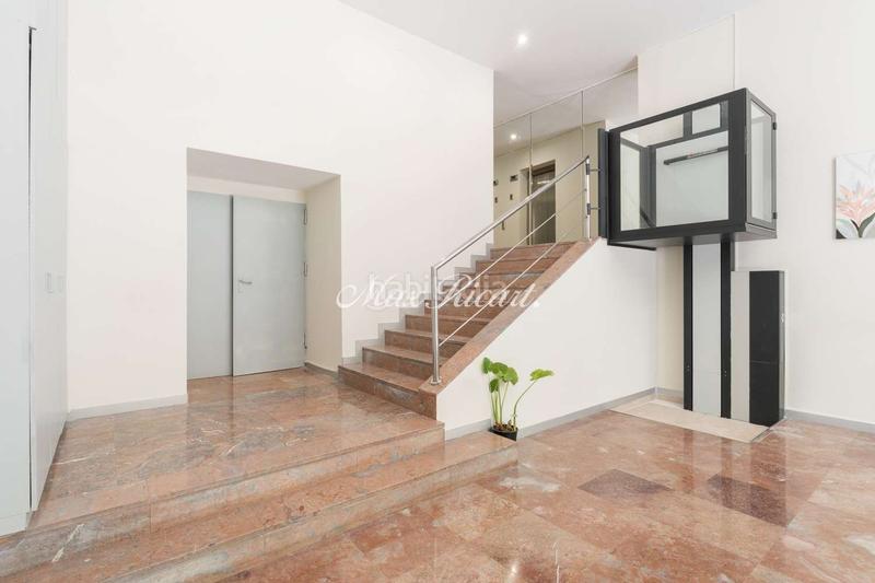 Foto 86b62067-f2ed-4f98-a198-dfaba5388a58. Rent office space with heating parking in La Nova Esquerra de l´Eixample Barcelona