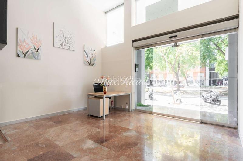 Foto fe51b962-7066-4253-8667-726972ac1720. Rent office space with heating parking in La Nova Esquerra de l´Eixample Barcelona