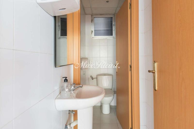 Foto cb288b01-22fd-4884-918c-fe9e07978ca3. Rent office space with heating parking in La Nova Esquerra de l´Eixample Barcelona