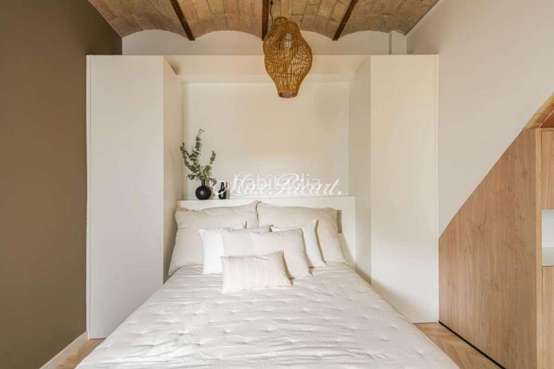 Foto 35754f63-1a2b-4daa-a120-e67f241e715c. Alquiler ático loft de diseño para entrar a vivir en Barcelona