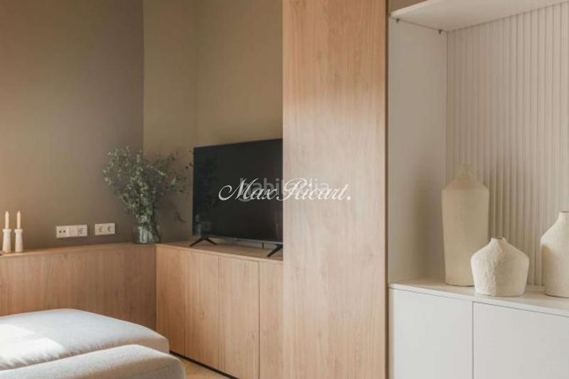 Foto e3fe110e-f82b-44fd-8196-1bbe5a9528b5. Alquiler ático loft de diseño para entrar a vivir en Barcelona