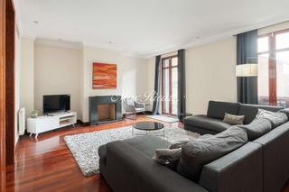 Miete Etagenwohnung  N/a. Fantástico piso amueblado en el eixample