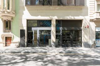 Location Local commercial à La Nova Esquerra de l´Eixample. Localoficina representativa con opción a compra en ubicación est