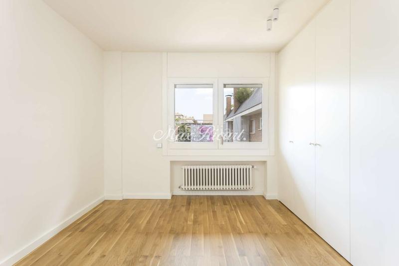 Foto d3cbe115-0a02-44b3-8b06-4e6cf34fe0cd. Alquiler ático  con piscina privada en bonanova en Barcelona