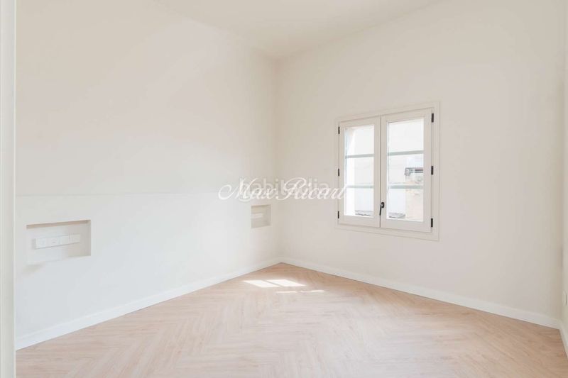 Foto e5e12c25-8c90-4b08-8f7b-e5533a5eada1. Ático magnífico atico de obra nueva a un paso de la rambla 100m en Barcelona