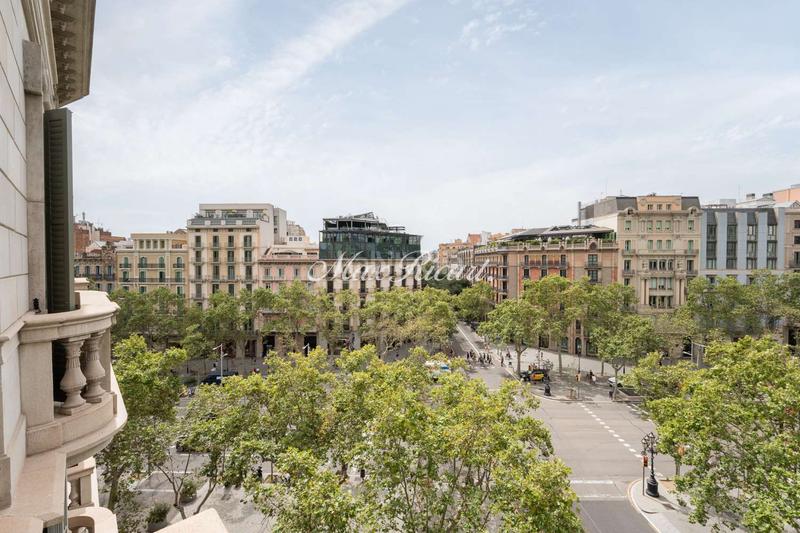 Foto ebba3b28-08ae-4c74-beab-5c0f90cbad92. Miete etagenwohnung mit heizung parking in Dreta de l´Eixample Barcelona