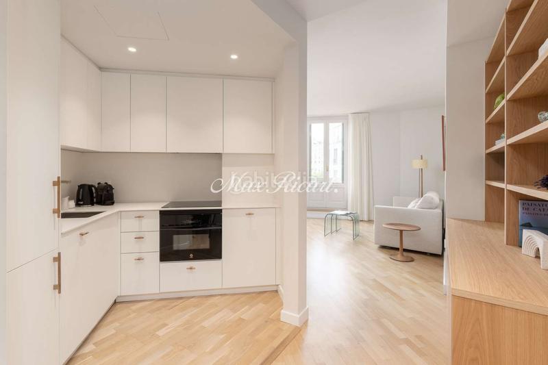 Foto b195c8c6-d0c3-4403-9064-383a0df62479. Rent flat with heating parking in Dreta de l´Eixample Barcelona