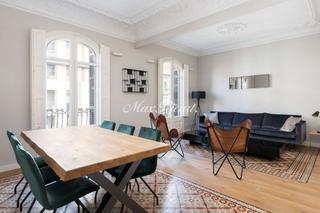 Location Appartement  N/a. Temporal amueblado eixample dreta