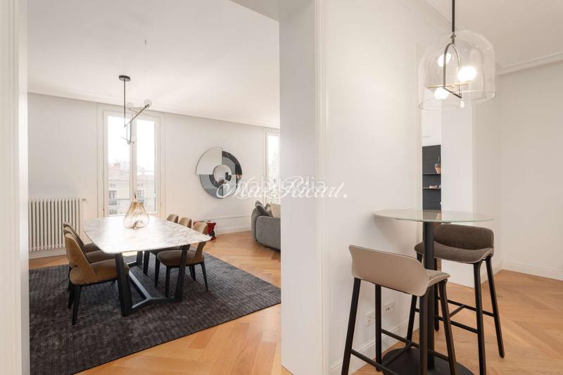 Foto 2fea5633-56dd-4146-8030-b01e879efd7a. Appartamento con riscaldamento piscina in Dreta de l´Eixample Barcelona