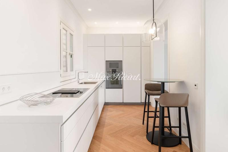 Foto 4345deca-270d-4f44-8955-37a0ebd38f2b. Appartamento con riscaldamento piscina in Dreta de l´Eixample Barcelona