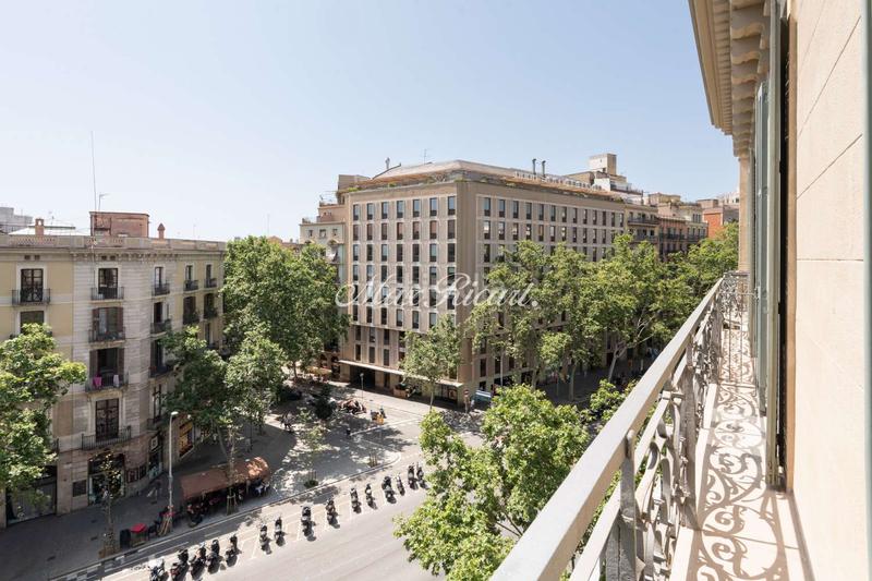 Foto 671838e1-caf2-42d9-a928-6f265cba6231. Appartamento con riscaldamento piscina in Dreta de l´Eixample Barcelona