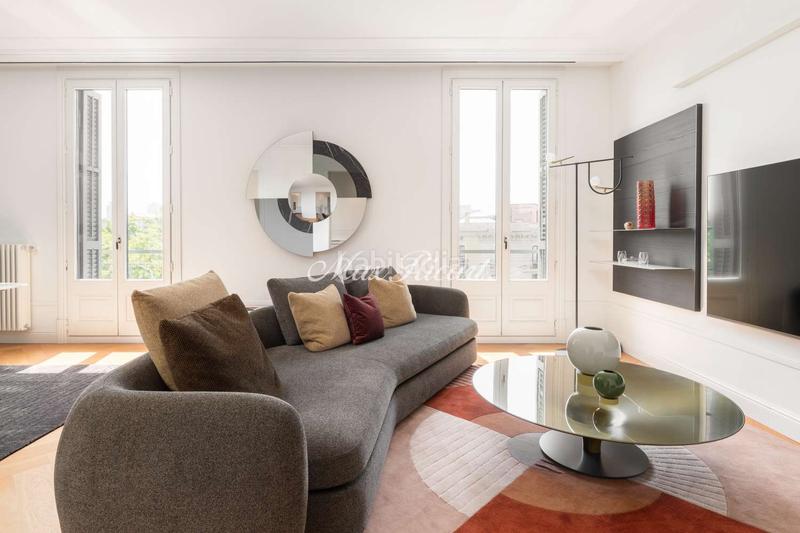 Foto 8d10bc59-db0b-4578-a8b3-31a1afaf1c98. Appartamento con riscaldamento piscina in Dreta de l´Eixample Barcelona