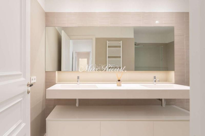 Foto b7fd72bf-b28a-4198-bdd0-6b97f3038111. Appartamento con riscaldamento piscina in Dreta de l´Eixample Barcelona