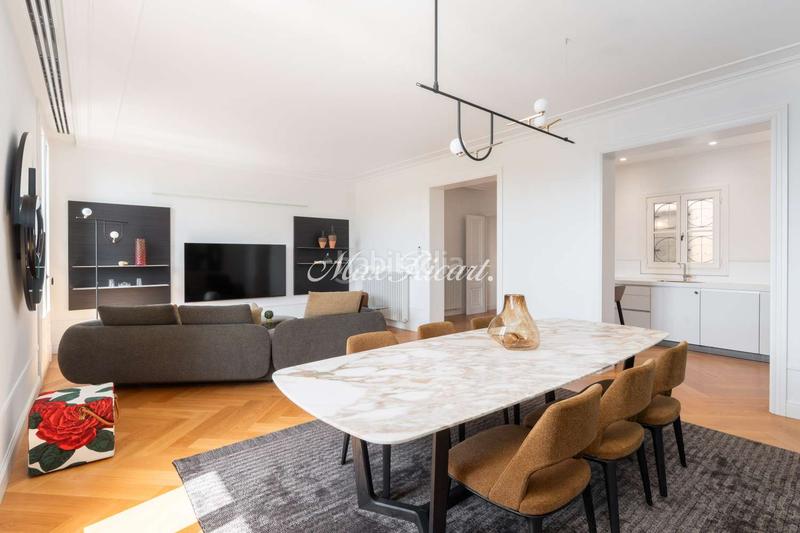 Foto f7e70155-d90e-41b8-9258-bf147bea3f95. Appartamento con riscaldamento piscina in Dreta de l´Eixample Barcelona