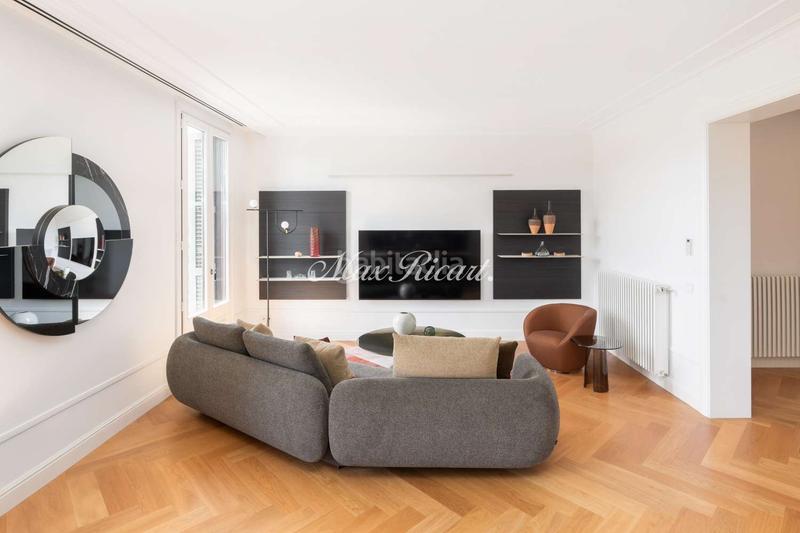 Foto fde942d1-5cb6-4c7e-8763-643910c9ee21. Appartamento con riscaldamento piscina in Dreta de l´Eixample Barcelona