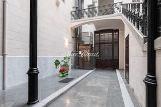 Appartement  N/a. Lujosa propiedad amueblada en eixample