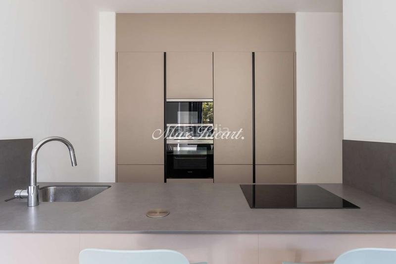 Foto aa6a4fee-d5e8-47c6-bf4a-94b2cd216b2b. Pis amb aparcament piscina a L´Antiga Esquerra de l´Eixample Barcelona