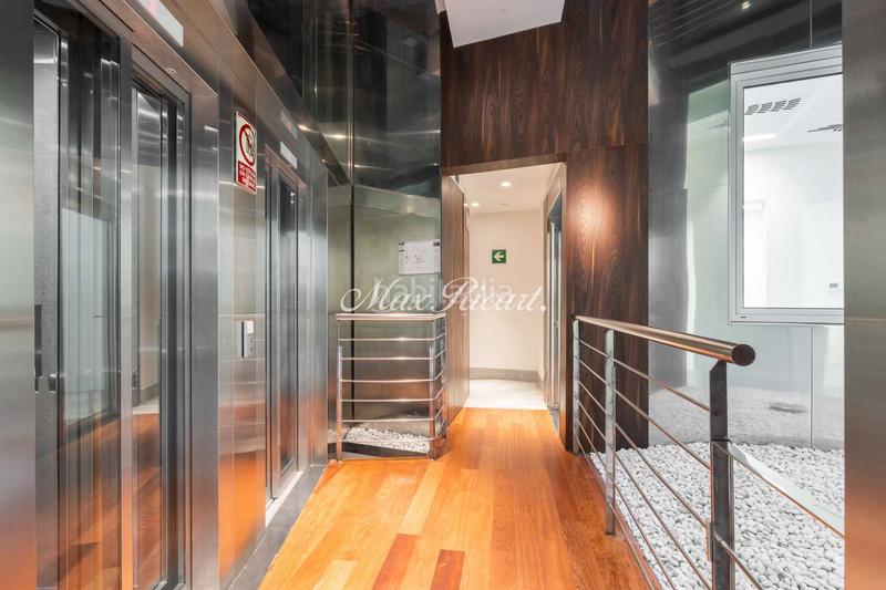 Foto 03c676f0-3ecb-42b8-a1f8-bb2f35133765. Rent office space with heating parking in L´Antiga Esquerra de l´Eixample Barcelona