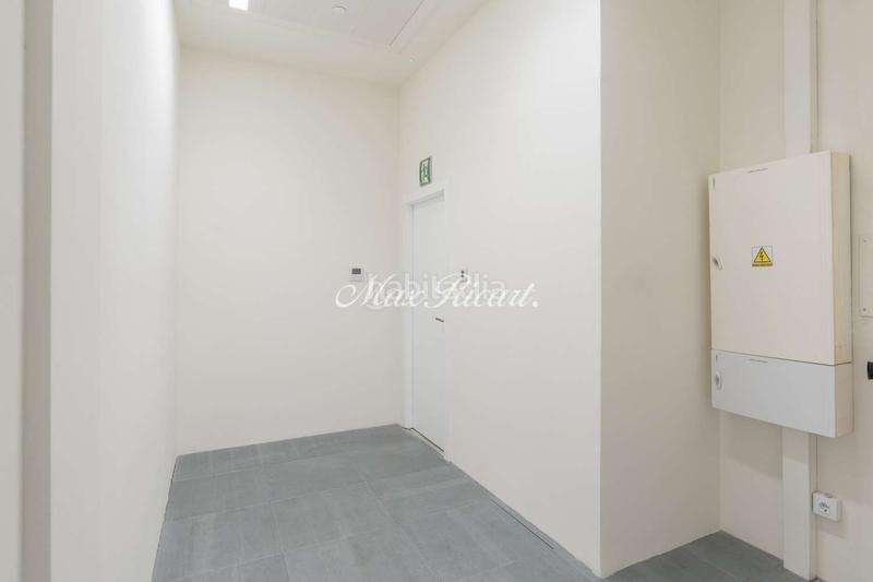 Foto 286d6803-deb6-4291-9aac-9598c4371269. Rent office space with heating parking in L´Antiga Esquerra de l´Eixample Barcelona