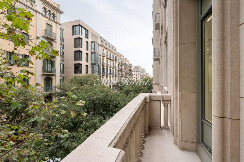 Foto 76d280b5-9423-4407-96d3-614722cbfb35. Rent office space with heating parking in L´Antiga Esquerra de l´Eixample Barcelona