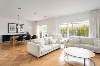 Etagenwohnung in N/A