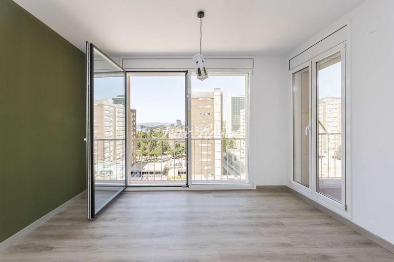 Foto 5707cd71-b607-411a-85c7-2d69219ee513. Lloguer àtic amb calefacció aparcament a Sant Ramon - Maternitat Barcelona
