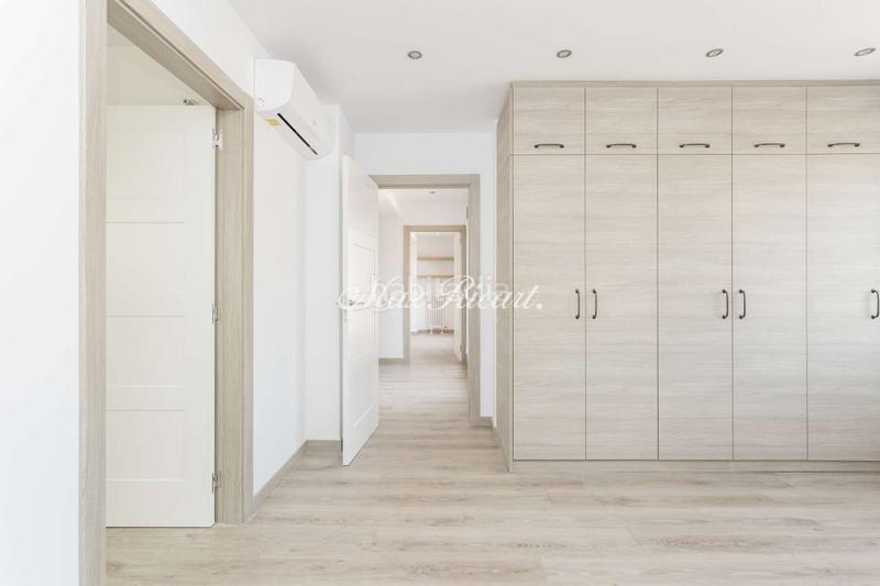 Foto b2a88512-acd5-4721-ba6b-4c8c8b1ffeae. Lloguer àtic amb calefacció aparcament a Sant Ramon - Maternitat Barcelona