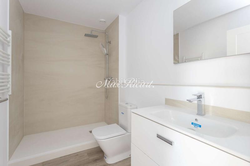 Foto c8482ce5-0191-4fa7-b825-dfc1bd54eba7. Lloguer àtic amb calefacció aparcament a Sant Ramon - Maternitat Barcelona