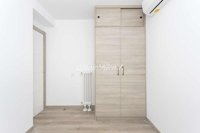 Foto d2b97298-0530-41ed-b002-15db88409adb. Lloguer àtic amb calefacció aparcament a Sant Ramon - Maternitat Barcelona