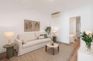 Location Appartement  N/a. Piso amueblado y luminoso junto a passeig de gràcia