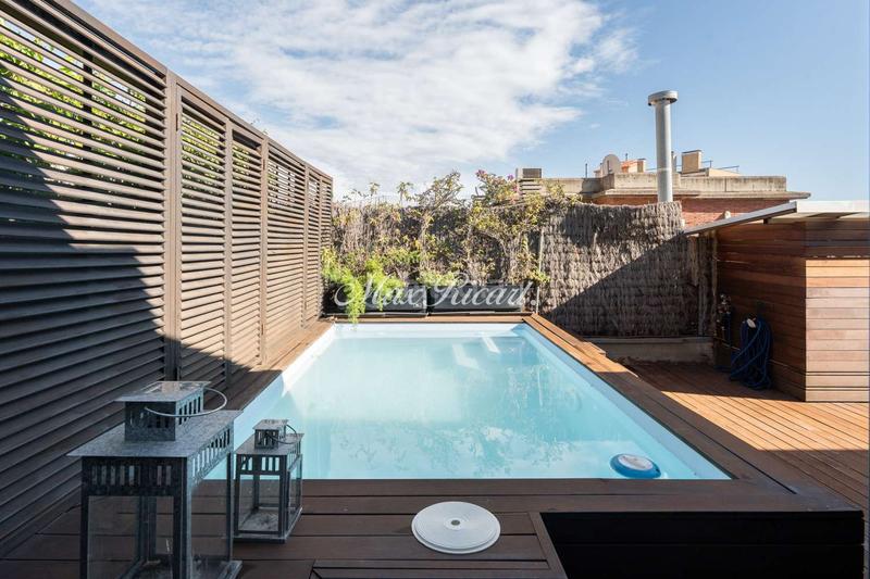 Foto 14a1ca9c-0146-4074-84a3-219d8526089f. Attique avec chauffage parking piscine dans Sarrià Barcelona